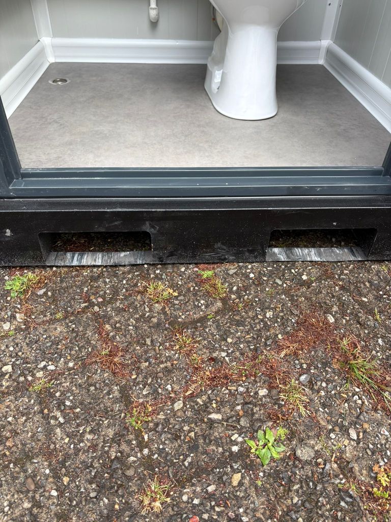 luxe_mobiele_toilet_unit_drempel