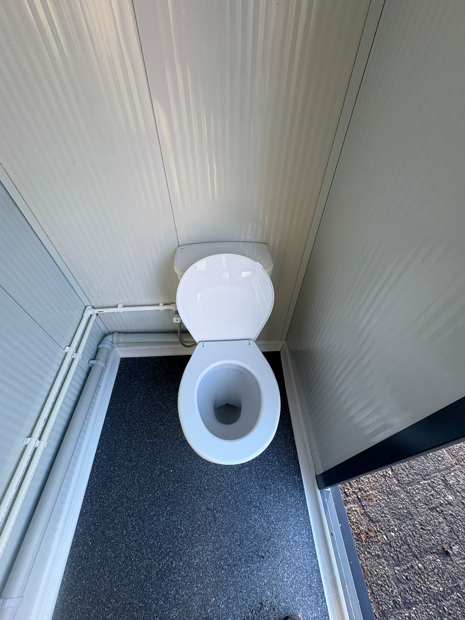 Badkamer met technische ruimte 14