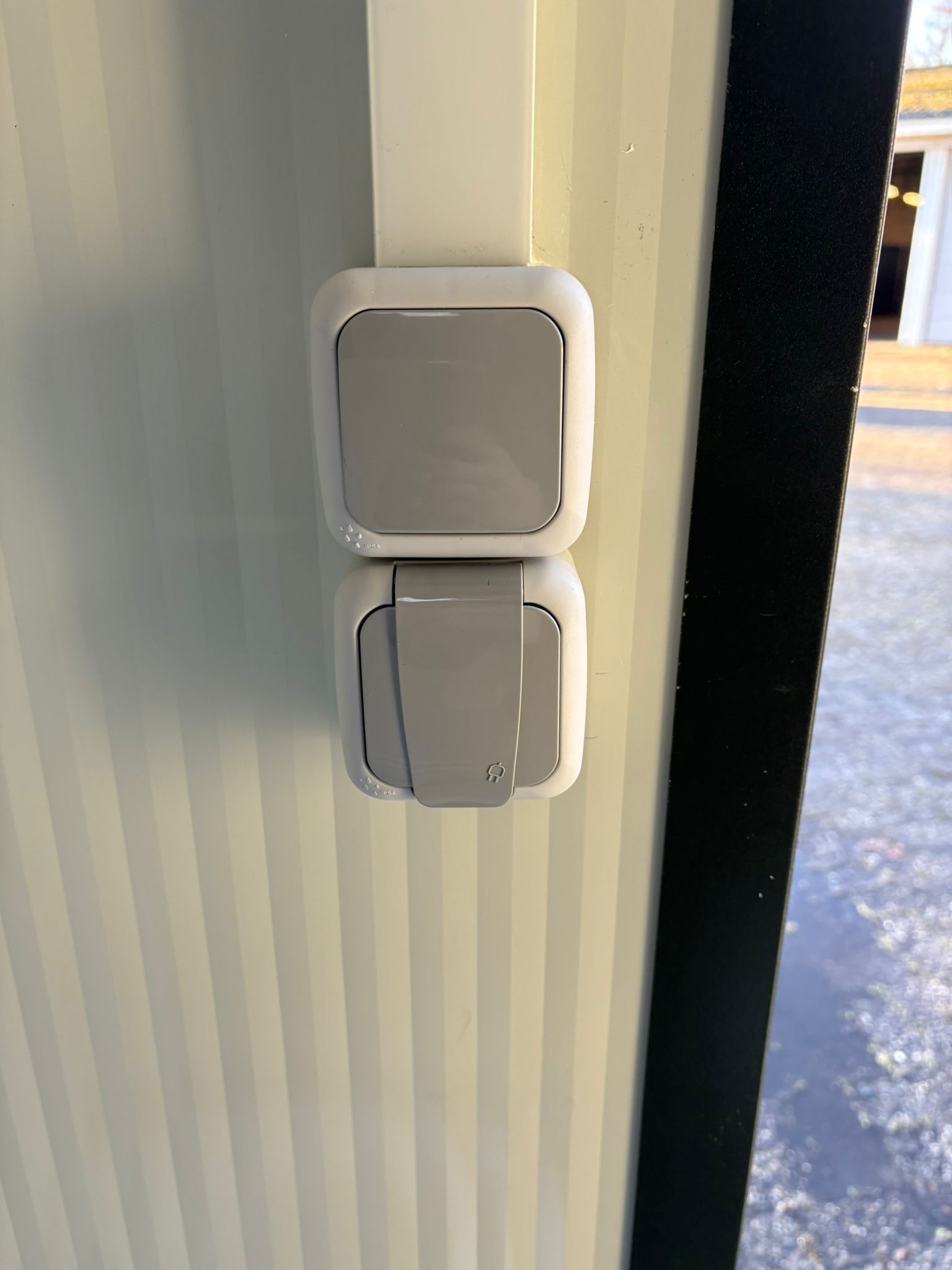 Badkamer met technische ruimte 18