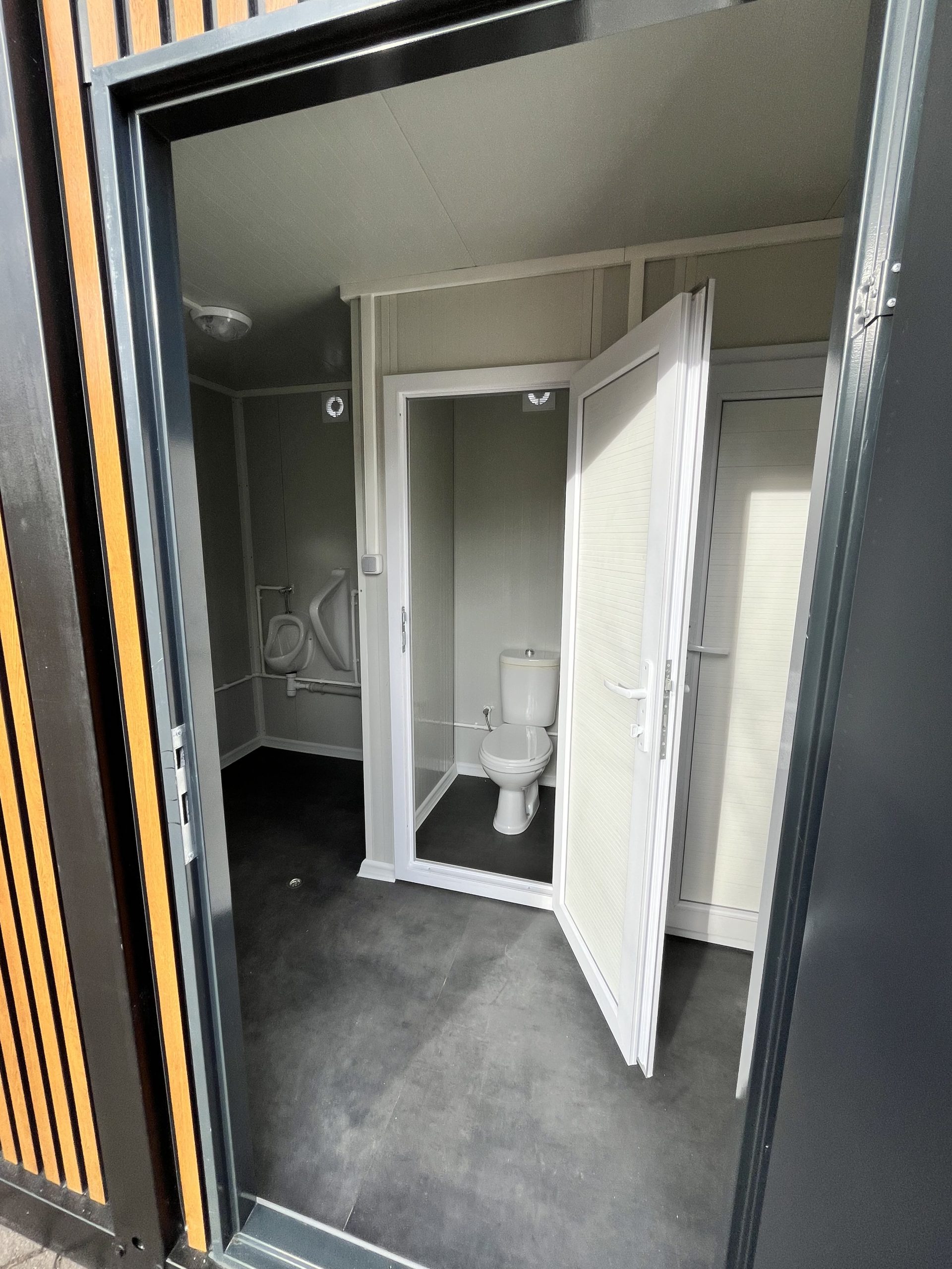 prefab toiletgebouw toiletruimte