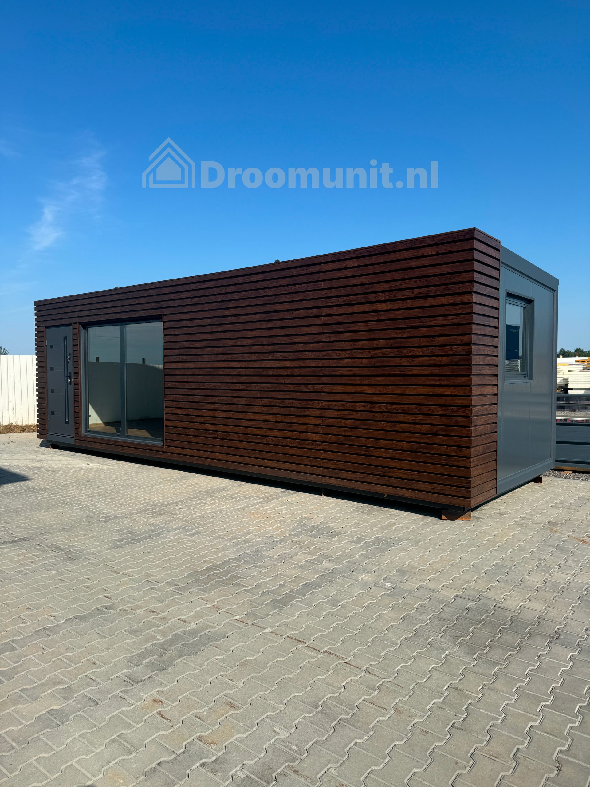 luxe_mobiele_prefab_woonunit_emmy_1_slaapkamer_afmeting_1000x300_buitenaanzicht_4