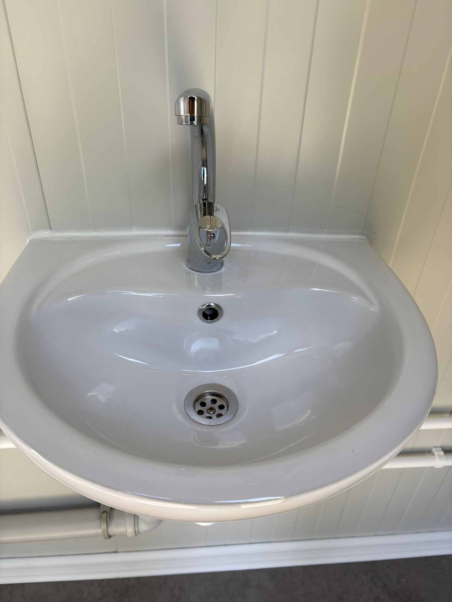 mobiele badkamer unit 2 ruimtes 13