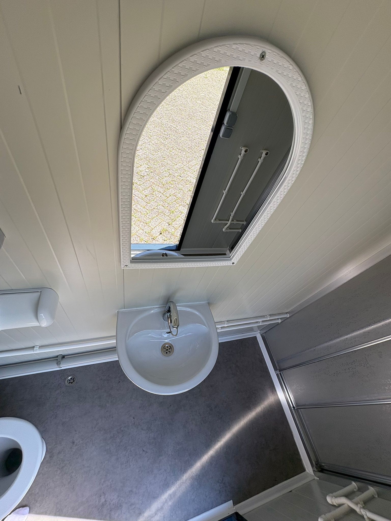 mobiele badkamer unit 2 ruimtes 19