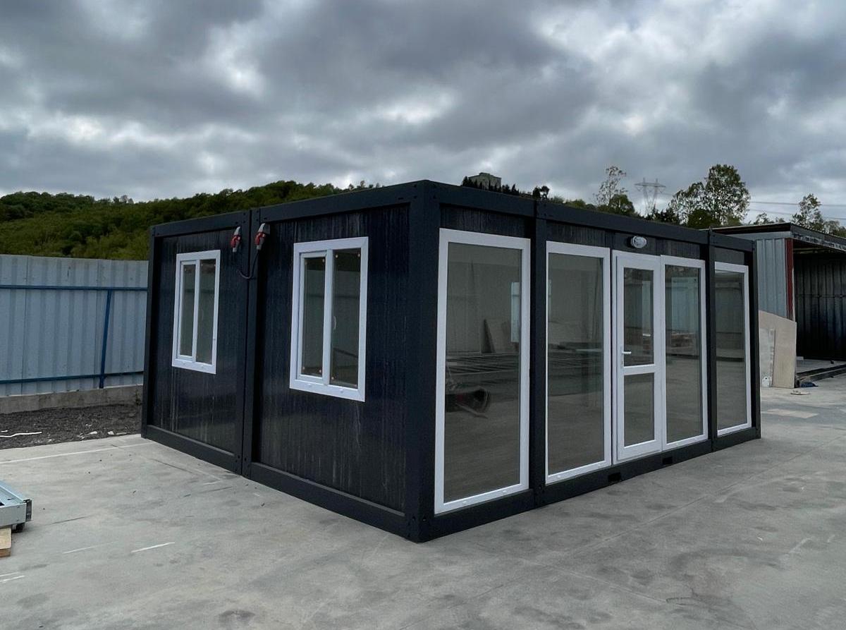 prefab_mobiele_kantoorunit_600x240cm_buitenaanzicht_2